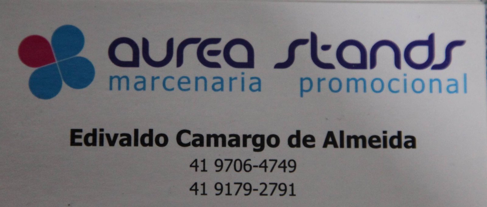 Aurea-Stands-e-Moveis-Promocionais-Curitiba-scaled