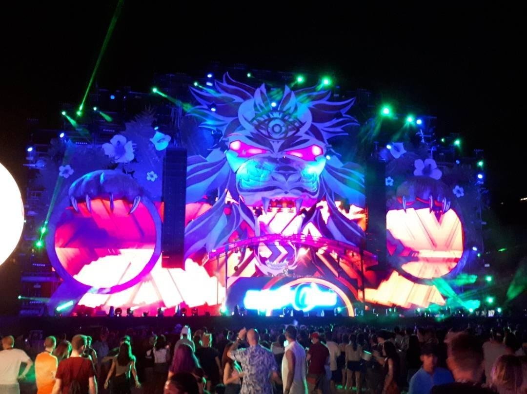 DISPLAYMAX-M-SDN-BHD-1